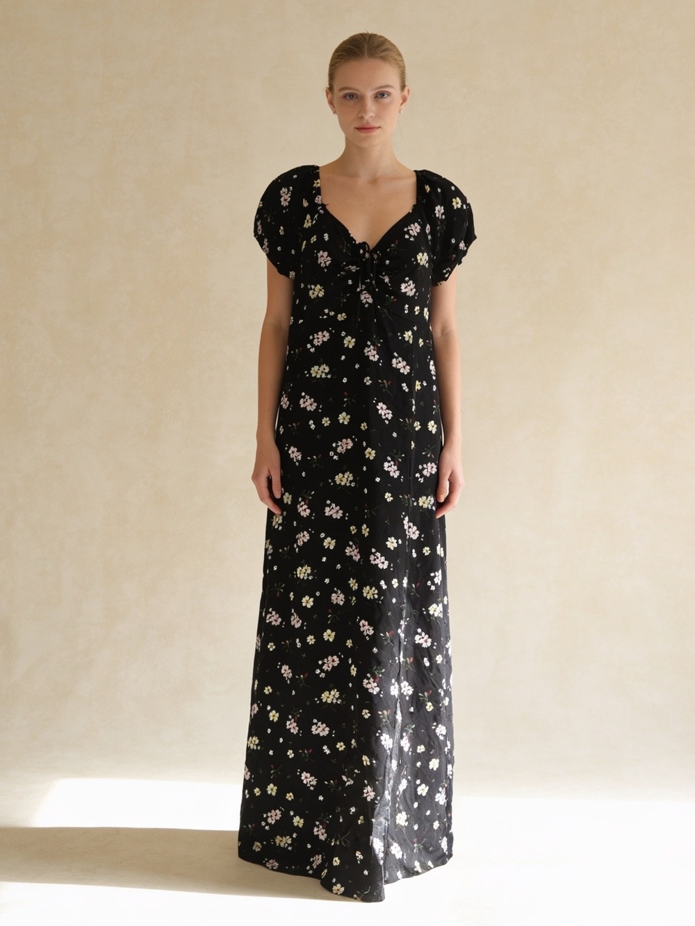 Liberty Love Black Floral Puff Sleeve Smocked Maxi Dress Large